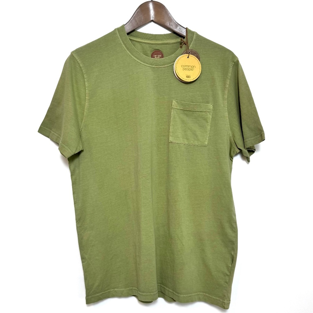 NWT COMMON PEOPLE Plain GD Tee Men's Size S 100% Cotton Army Green Patch Pocket